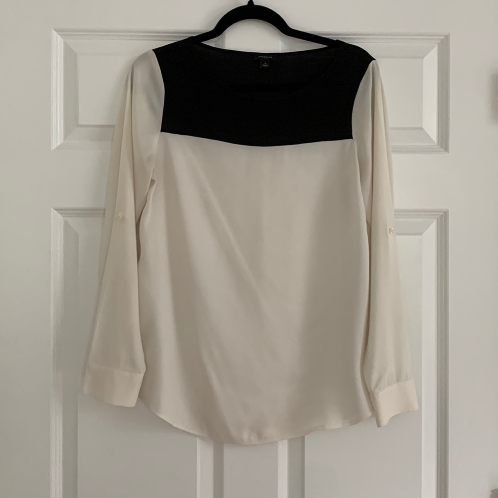 Ann Taylor Long sleeve color block blouse - size SMALL